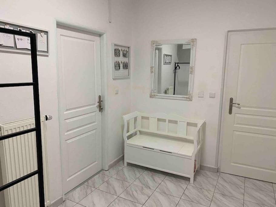 Apartamento B12 - Bohdanecska 12 Pardubice Exterior foto
